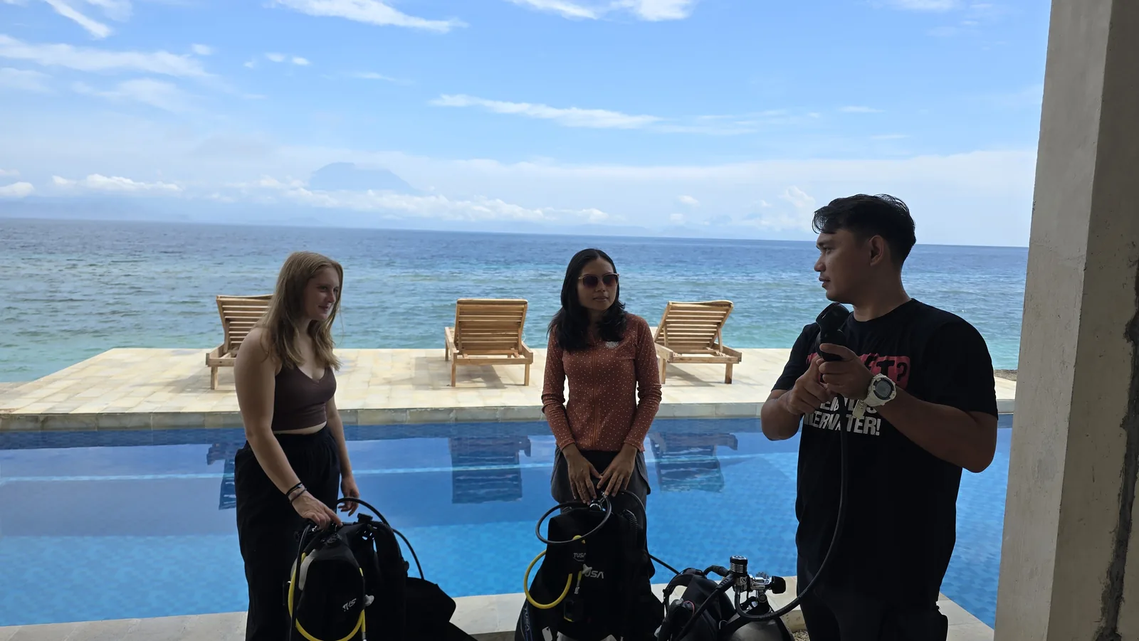 PADI dive course training session in Nusa Penida